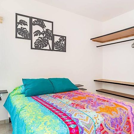 Lovely Cozy Apt W/Pool 2 Bedrooms. Great Location! 푸에르토 모렐로스 외부 사진