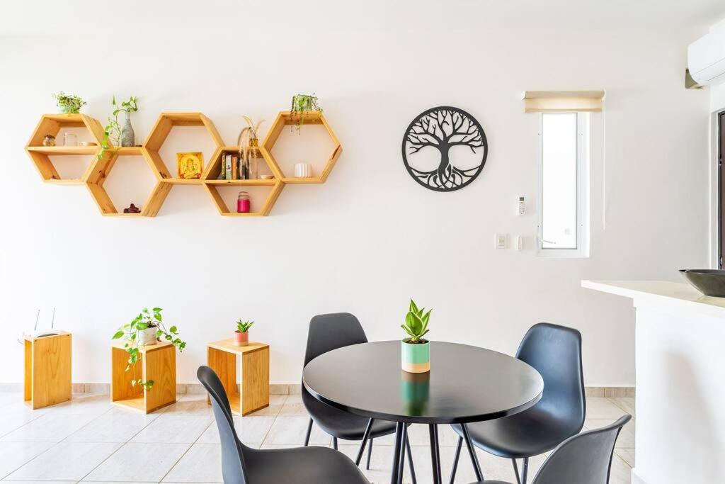 Lovely Cozy Apt W/Pool 2 Bedrooms. Great Location! 푸에르토 모렐로스 외부 사진