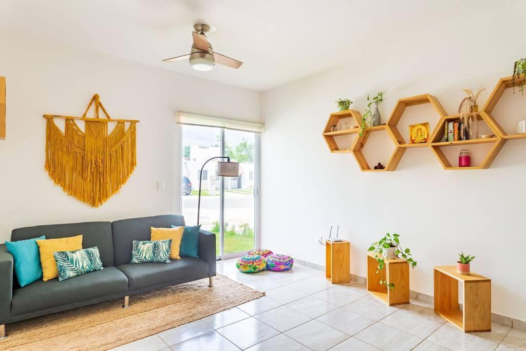 Lovely Cozy Apt W/Pool 2 Bedrooms. Great Location! 푸에르토 모렐로스 외부 사진