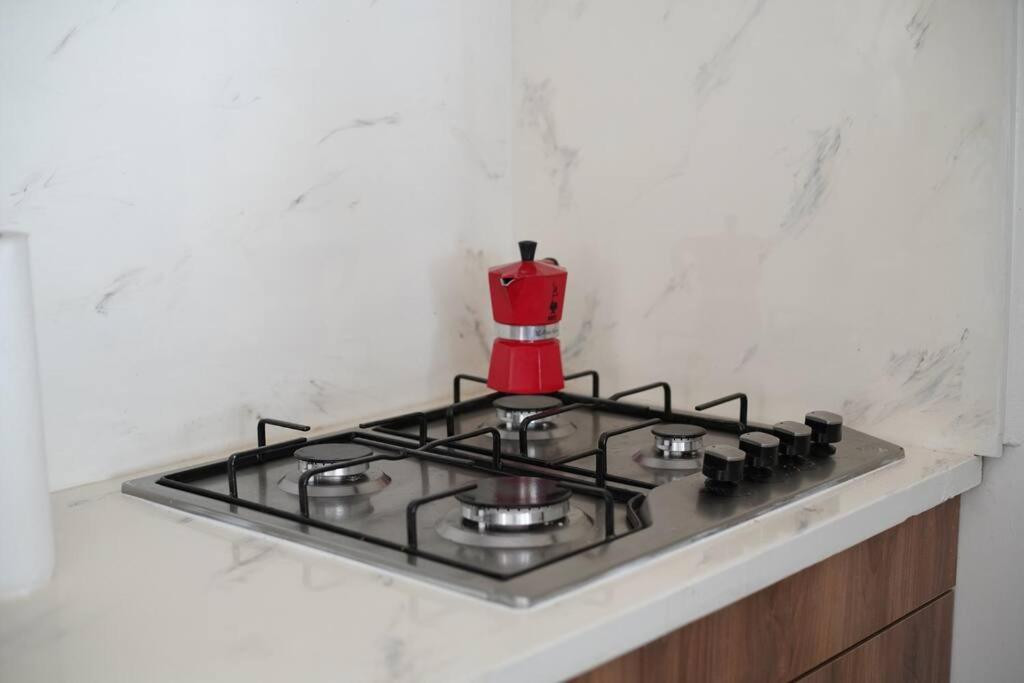 Lovely Cozy Apt W/Pool 2 Bedrooms. Great Location! 푸에르토 모렐로스 외부 사진